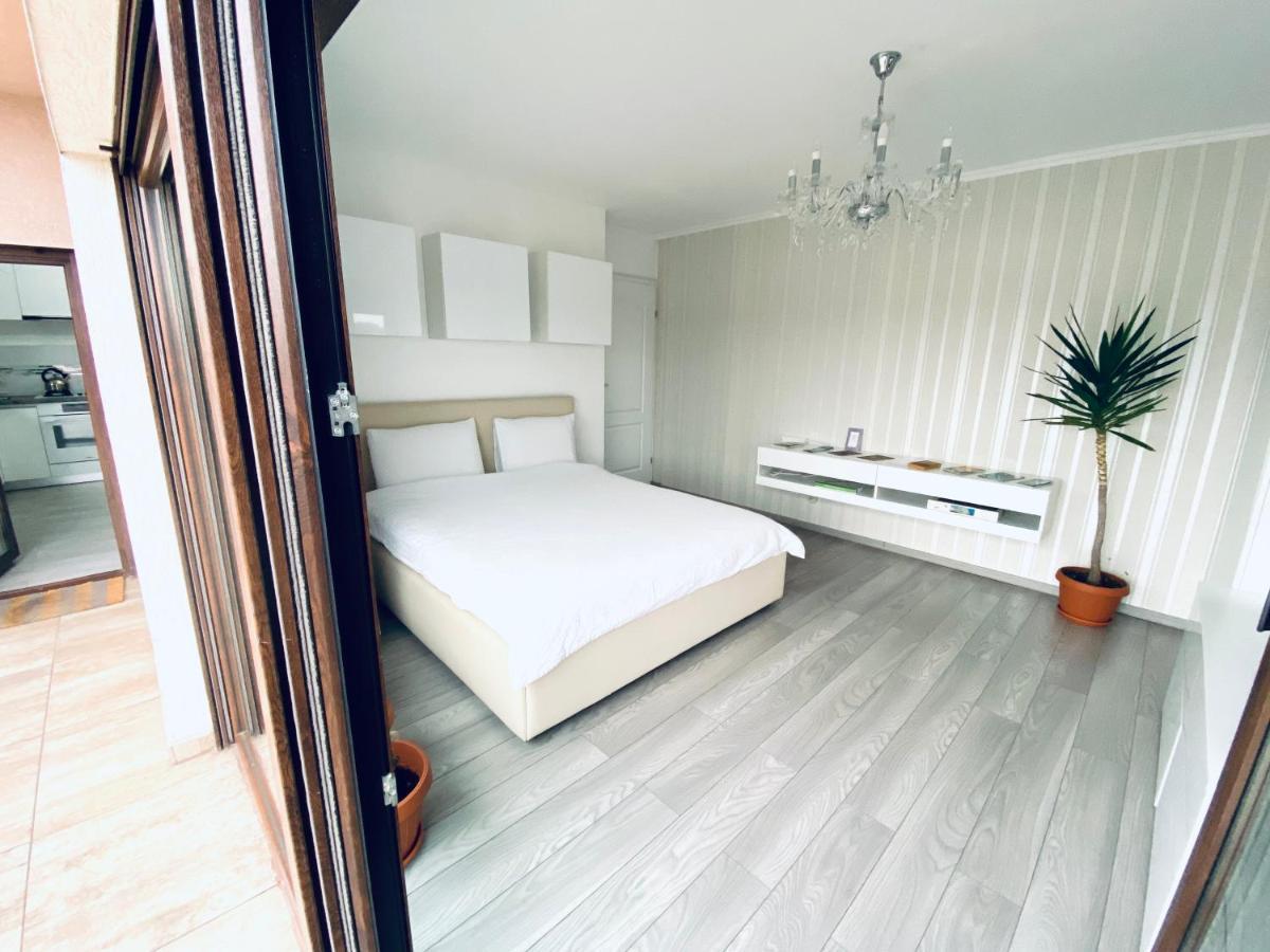 Appartamento Venetia Apartament - Timisoara Esterno foto