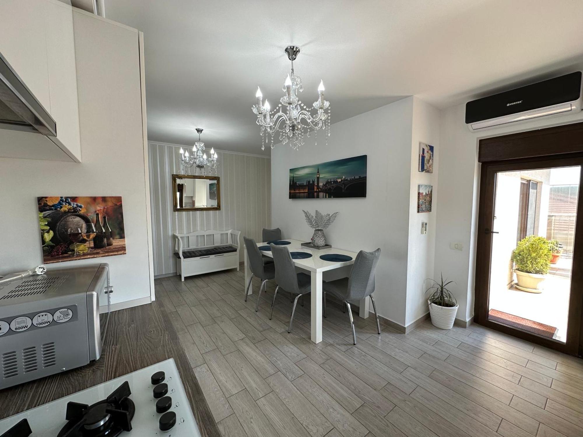 Appartamento Venetia Apartament - Timisoara Esterno foto