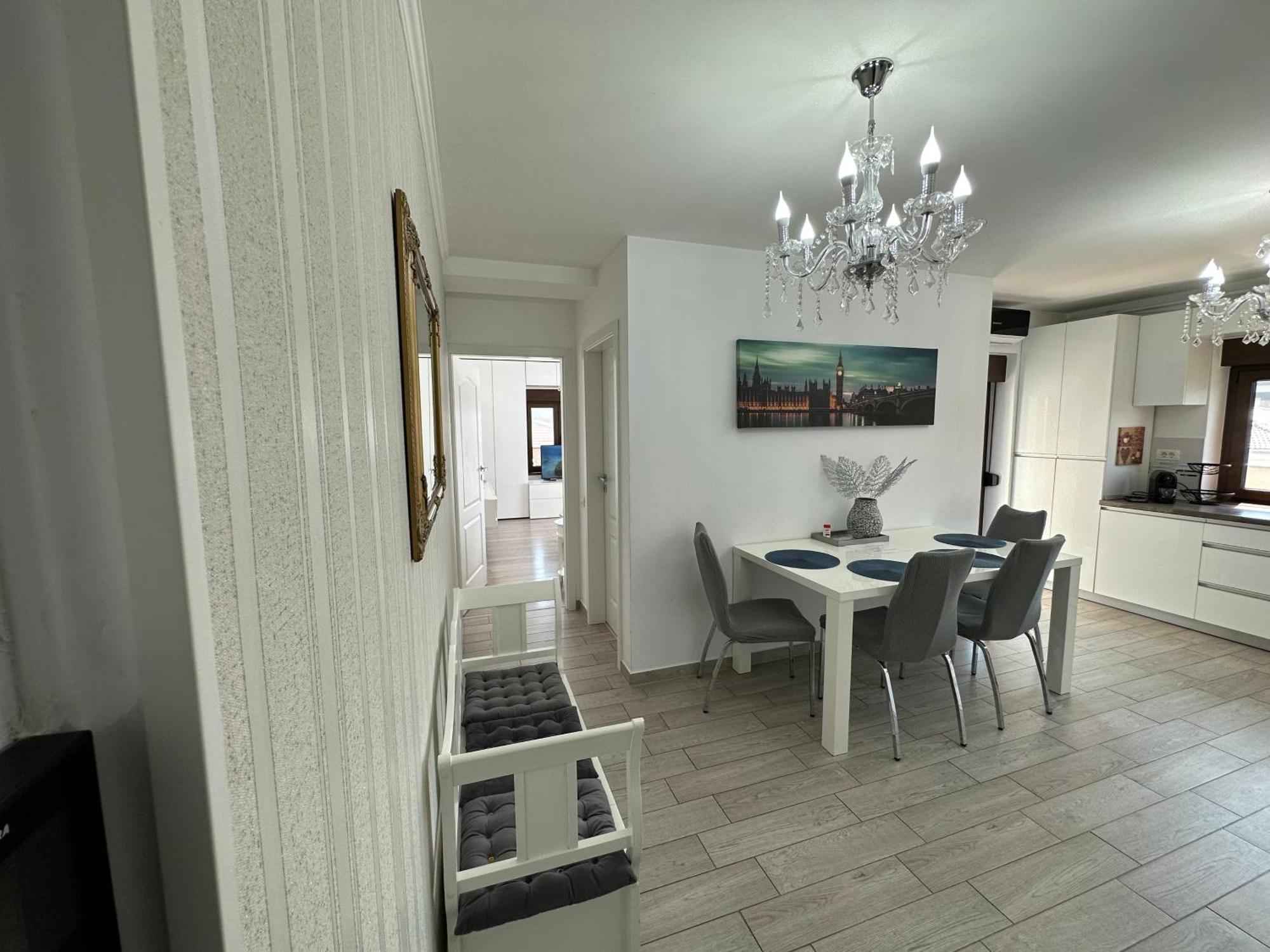 Appartamento Venetia Apartament - Timisoara Esterno foto