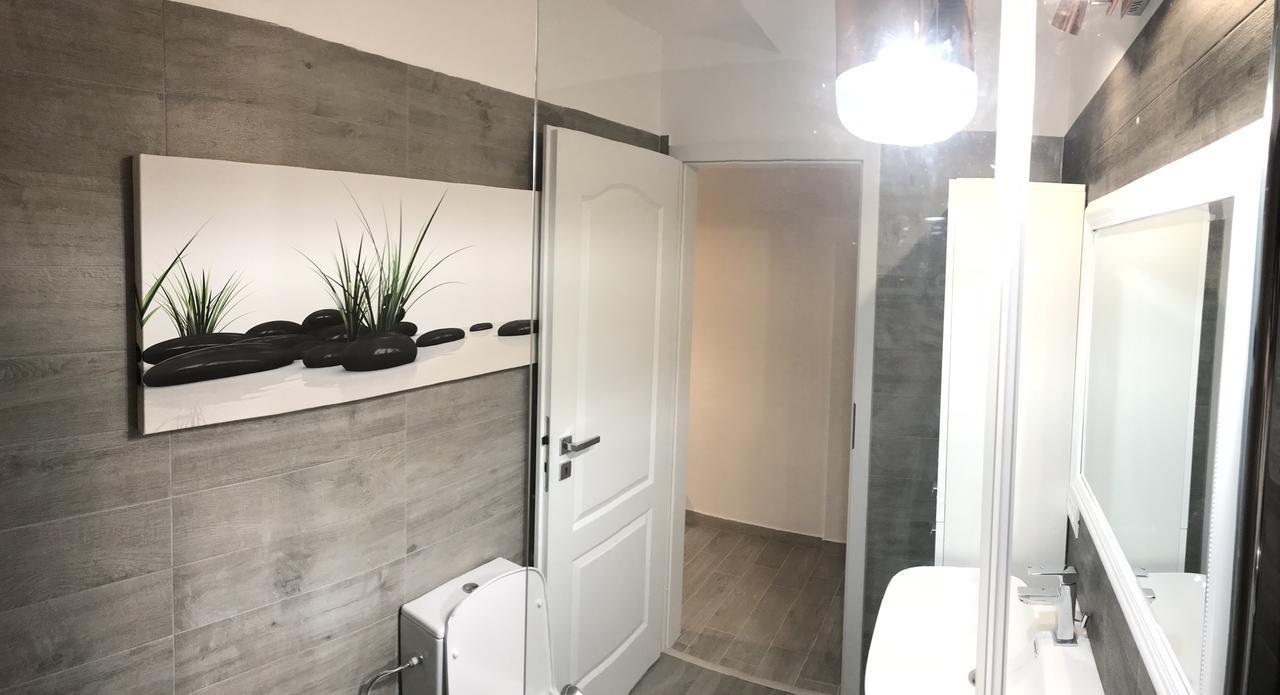 Appartamento Venetia Apartament - Timisoara Esterno foto